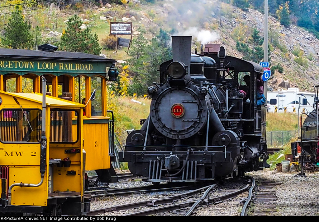 GLRX 111 running around the train to couple back up for the descent to Georgetown